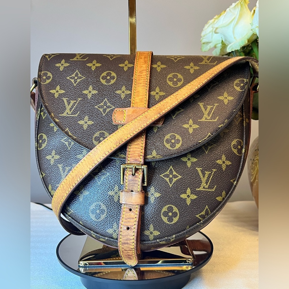 LOUIS VUITTON LV Vintage Chantilly Brown Monogram Crossbody Bag GM Large Size